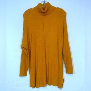 Time & Tru Women’s Yellow sweater size Small